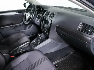 Volkswagen  10