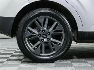 Kia  5