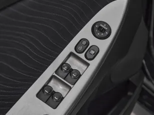 Hyundai  13