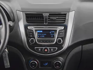 Hyundai  15