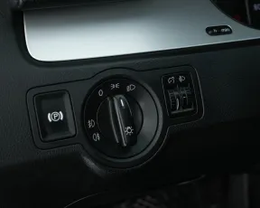Volkswagen  13