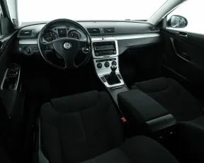 Volkswagen  9
