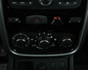 Renault  17