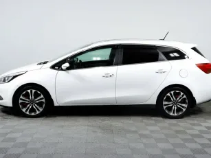 Kia  3