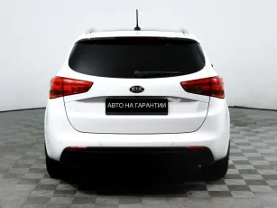Kia  6