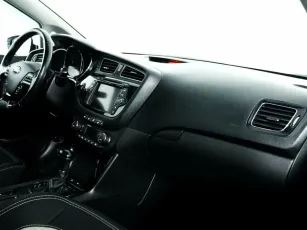 Kia  7