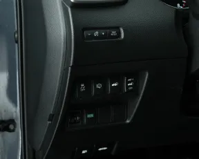 Nissan  14