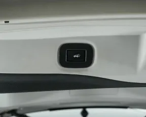 Nissan  18