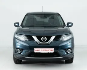 Nissan  2
