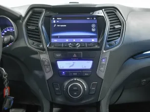Hyundai  9