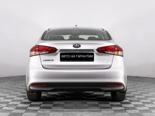 Kia  4