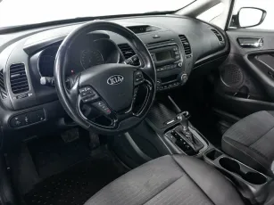 Kia  7