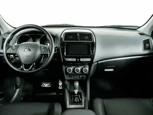 Mitsubishi  8