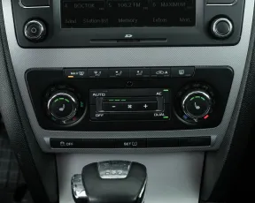 Skoda  16