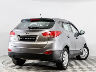 Hyundai  3