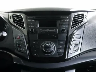 Hyundai  13