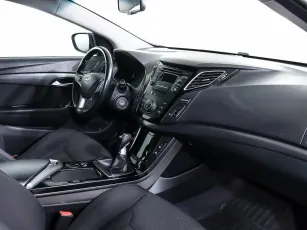 Hyundai  9