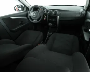 Nissan  10