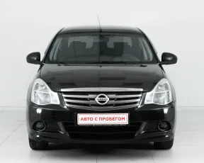 Nissan  2
