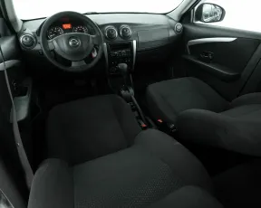 Nissan  9