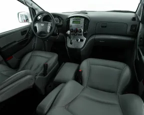 Hyundai  10
