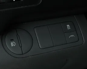 Hyundai  13