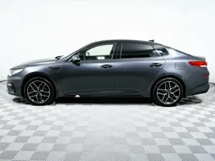 Kia  3