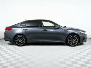 Kia  4