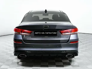 Kia  6