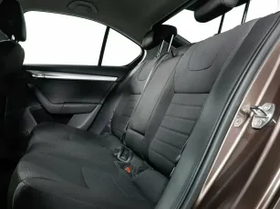 Skoda  9