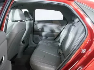 Hyundai  12