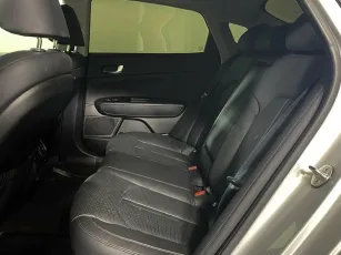 Kia  11
