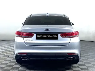 Kia  4