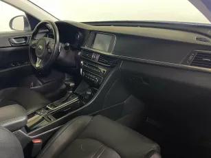 Kia  6