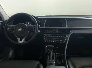 Kia  8