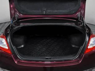 Nissan  17