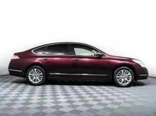 Nissan  4