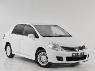 Nissan  3