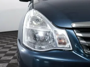 Nissan  7