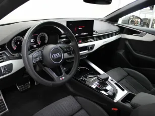 Audi  11