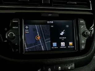 Kia  11