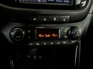 Kia  13