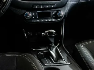 Kia  14