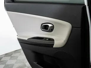 Kia  17
