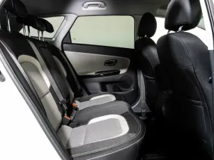 Kia  18