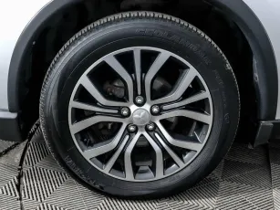 Mitsubishi  6