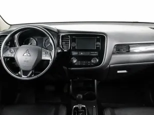 Mitsubishi  8