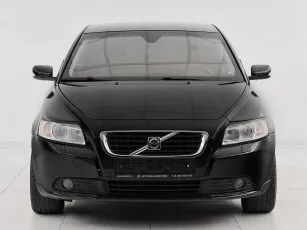 Volvo  2