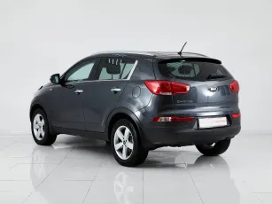Kia  4