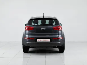 Kia  6